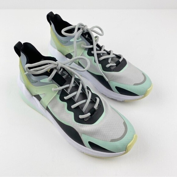 Fabletics Cheviot Performance Memory Form Ultra Lightweight Sneakers Green 6.5 - Picture 9 of 13